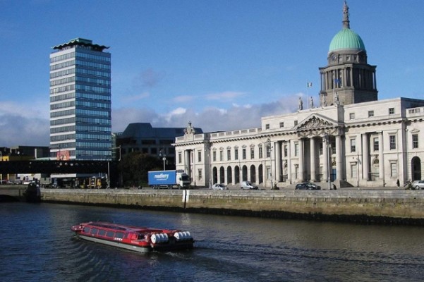 Cruzeiro no Rio Dublin