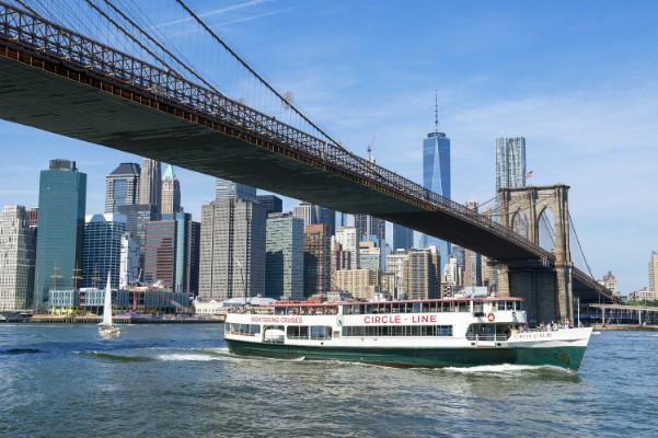 New York: 1 Stunde Circle Line Freiheitsstatue und Midtown Cruise