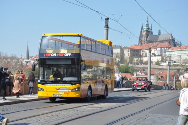 Praga Hop-on Hop-off: Passeio de ônibus