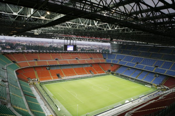 San Siro Stadion Tour: Sla de rij over